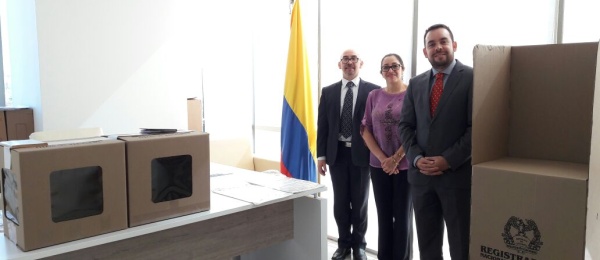 El Consulado de Colombia en Tegucigalpa adelanta la jornada de elecciones en el exterior para Congreso y consultas interpartidistas 2018