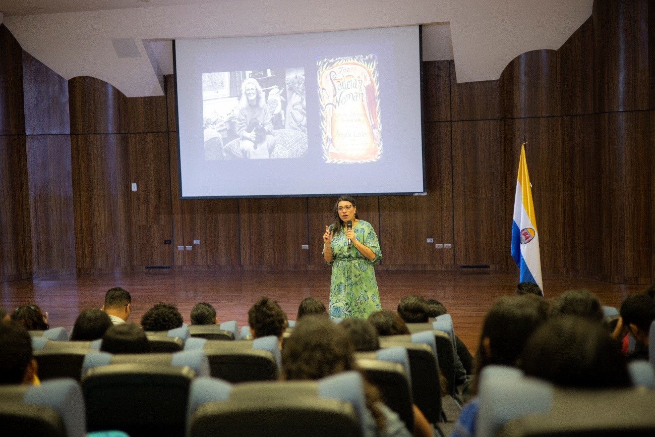 La literatura puente entre culturas diversas