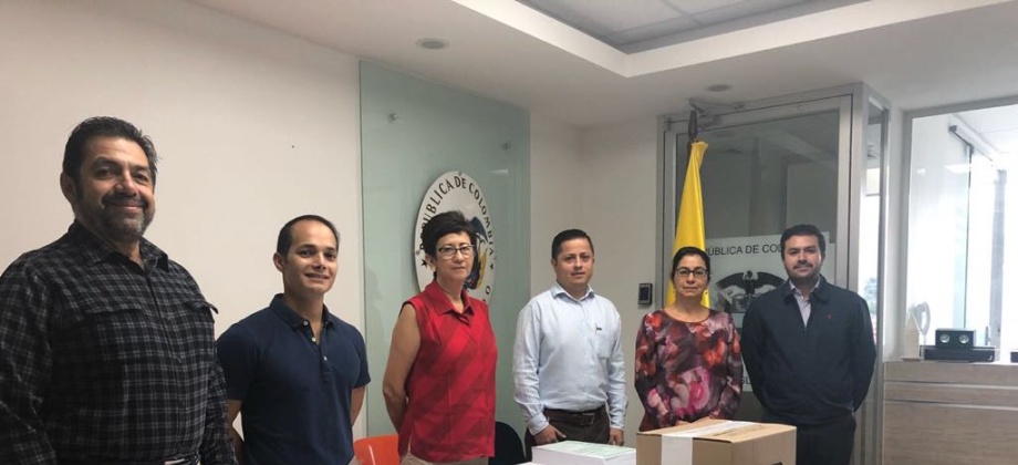 El Consulado de Colombia en Tegucigalpa culminó con éxito el proceso de votaciones para la Consulta Anticorrupción