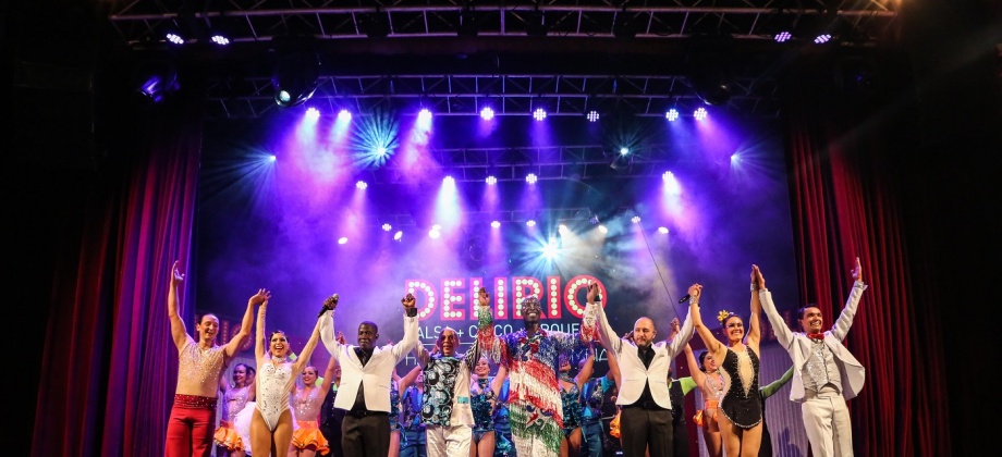 Embajada de Colombia en Honduras celebró el Día de la Independencia Nacional con una presentación del espectáculo: “DELIRIO: Salsa + Circo + Orquesta”, en Tegucigalpa